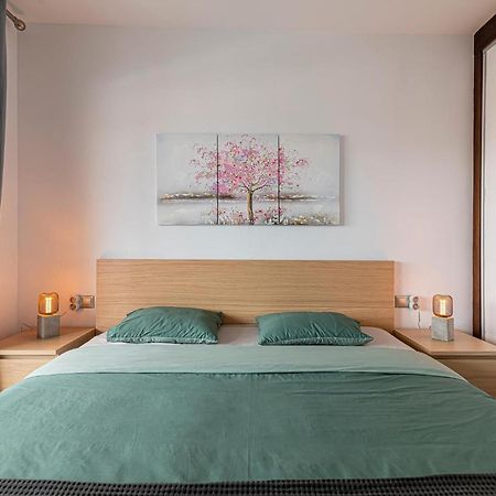 Go2Tenerife Apart'Madera Terrace, Swimming Pool & Parking Costa Adeje  Exteriör bild